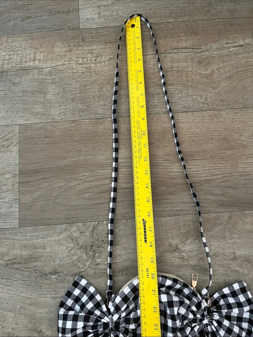 Cute Black and White Gingham Bow Candy-Shape Crossbody Bag